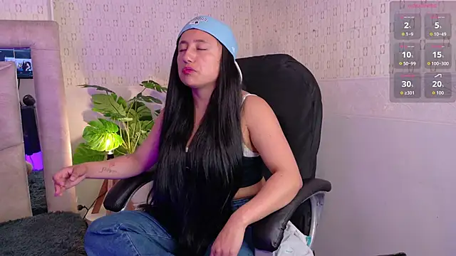 Ithan Skin online show from March 4, 11:49 am