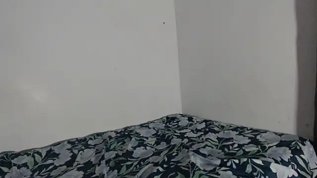 Snapshot of cirosky_elchicopolla chatting on December 22, 4:20 am cirosky elchicopolla online show from December 22, 4:20 am