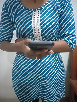 Snapshot of Riya_baby_38 chatting on December 18, 2:23 pm Riya baby 38 online show from December 18, 2:23 pm