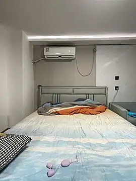 ccyun666 online show from March 1, 2:52 pm