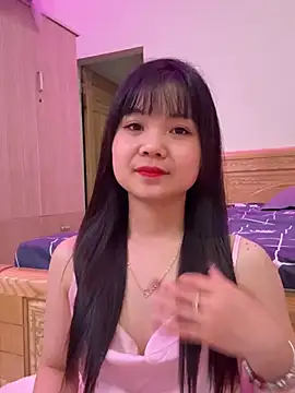 Snapshot of ___KARA___ chatting on March 3, 12:17 am KARA online show from March 3, 12:17 am