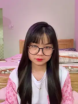    KARA    online show from March 24, 3:55 am