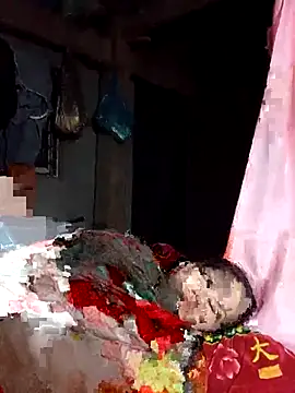 Snapshot of Girl_cutee chatting on January 16, 10:25 pm Girl cutee online show from January 16, 10:25 pm