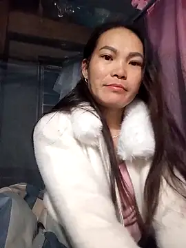 Snapshot of Girl_cutee chatting on February 3, 10:37 pm Girl cutee online show from February 3, 10:37 pm