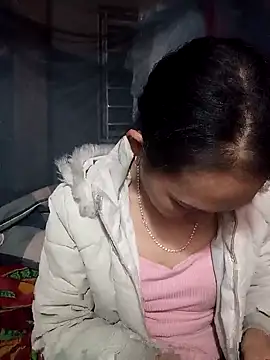 Snapshot of Girl_cutee chatting on February 4, 12:55 pm Girl cutee online show from February 4, 12:55 pm