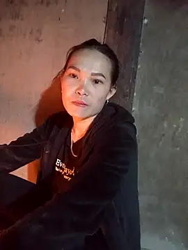 Snapshot of Girl_cutee chatting on February 18, 11:44 pm Girl cutee online show from February 18, 11:44 pm