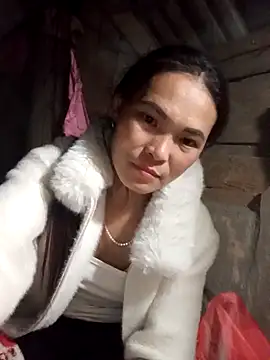 Snapshot of Girl_cutee chatting on February 19, 11:50 am Girl cutee online show from February 19, 11:50 am