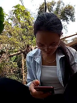 Snapshot of Girl_cutee chatting on March 2, 5:41 am Girl cutee online show from March 2, 5:41 am