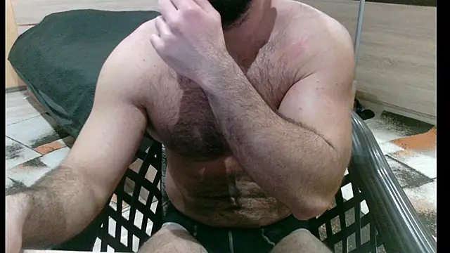 alieninhumanbody1 online show from December 19, 5:58 am