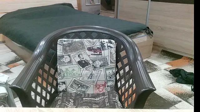 alieninhumanbody1 online show from January 8, 1:13 pm