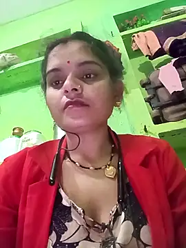 Snapshot of Uma_pande chatting on December 21, 1:24 am Uma pande online show from December 21, 1:24 am