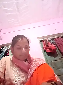 Snapshot of Uma_pande chatting on February 16, 3:08 pm Uma pande online show from February 16, 3:08 pm