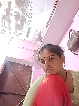 Snapshot of Uma_pande chatting on February 17, 7:49 am Uma pande online show from February 17, 7:49 am