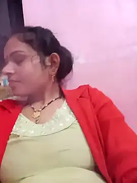 Snapshot of Uma_pande chatting on February 22, 4:16 pm Uma pande online show from February 22, 4:16 pm