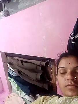 Snapshot of Uma_pande chatting on February 24, 11:25 pm Uma pande online show from February 24, 11:25 pm