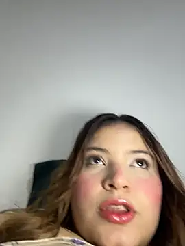 melanie hh1 online show from December 19, 4:52 am