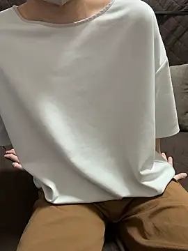 Snapshot of tubasa1216 chatting on January 6, 12:09 pm tubasa1216 online show from January 6, 12:09 pm