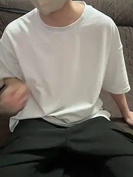 Snapshot of tubasa1216 chatting on January 15, 12:10 pm tubasa1216 online show from January 15, 12:10 pm