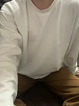 Snapshot of tubasa1216 chatting on February 11, 11:59 am tubasa1216 online show from February 11, 11:59 am