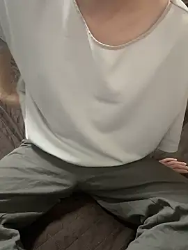 tubasa1216 online show from April 7, 12:05 pm