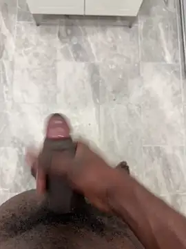 Snapshot of Sweetley chatting on March 7, 10:40 pm Sweetley online show from March 7, 10:40 pm