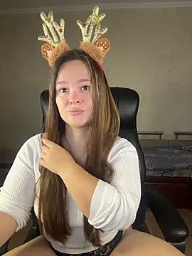 Snapshot of CaramelleSugarr chatting on December 23, 10:46 am CaramelleSugarr online show from December 23, 10:46 am