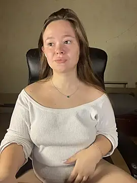 CaramelleSugarr online show from April 2, 5:54 pm