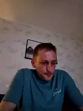 Snapshot of AnDyWaesche90 chatting on April 15, 9:37 pm AnDyWaesche90 online show from April 15, 9:37 pm