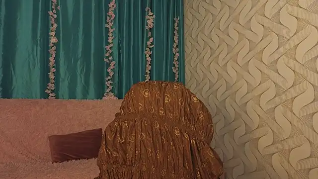 Snapshot of EvaTemptt chatting on February 3, 3:28 pm EvaTemptt online show from February 3, 3:28 pm