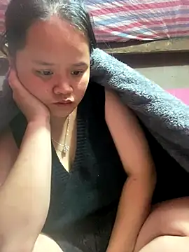 Thanhhuyen001 online show from December 18, 6:52 am