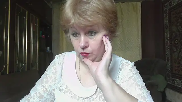 Casey peach online show from July 25, 2:09 am
