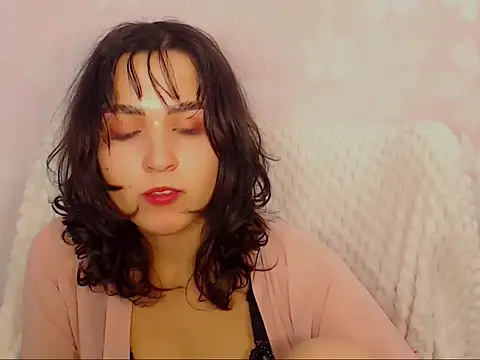 RosieSpark online show from January 6, 4:00 pm