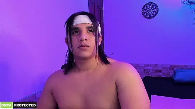Snapshot of latinboyfit chatting on May 17, 4:25 pm latinboyfit online show from May 17, 4:25 pm