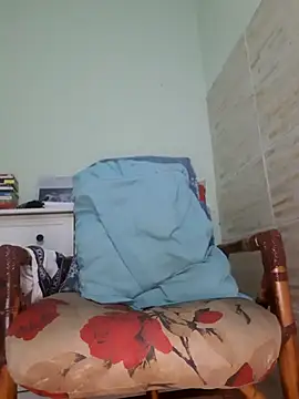 Erospentelhudo online show from May 8, 8:14 pm