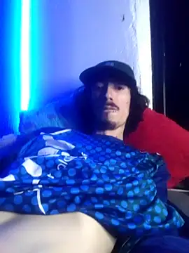 sk8-boy online show from January 8, 5:59 pm