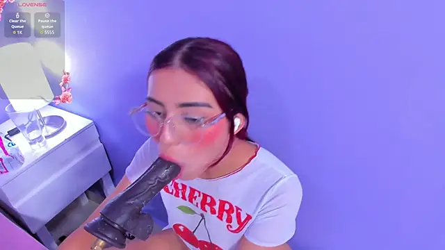 Snapshot of Ary__cherry chatting on March 1, 12:23 am Ary cherry online show from March 1, 12:23 am