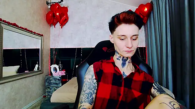 Snapshot of KennyXSX chatting on February 5, 5:39 pm KennyXSX online show from February 5, 5:39 pm