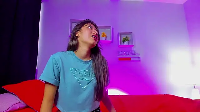 Max and pandora online show from January 15, 7:39 pm