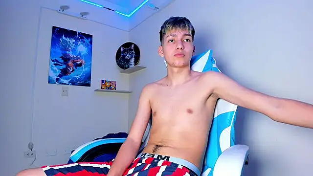 Snapshot of harry_jonshon69 chatting on February 28, 2:12 am harry jonshon69 online show from February 28, 2:12 am