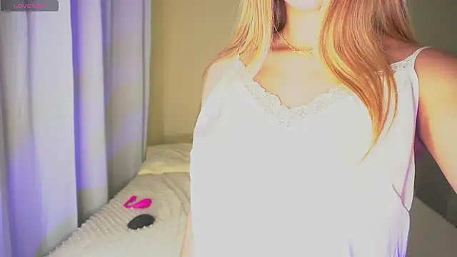 Bianquita  online show from February 24, 12:30 am