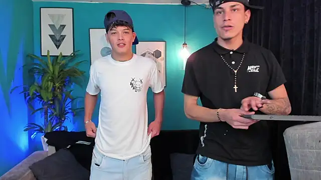 Oficial KingOfHeavens online show from December 19, 8:49 pm