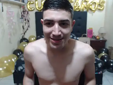 thiago collins9 online show from January 5, 8:12 pm