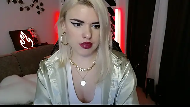 Snapshot of Ariana_Saint chatting on March 19, 3:27 pm Ariana Saint online show from March 19, 3:27 pm