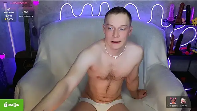 playoliver online show from April 14, 3:18 pm