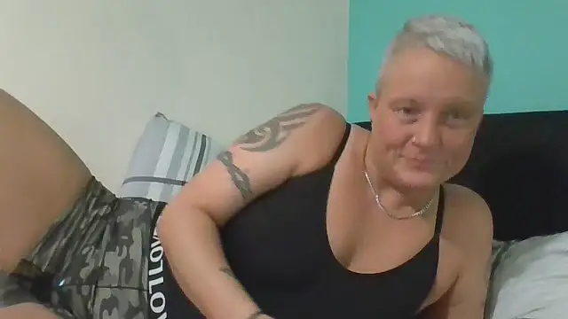 Bendoverbetty3 online show from January 8, 10:17 am