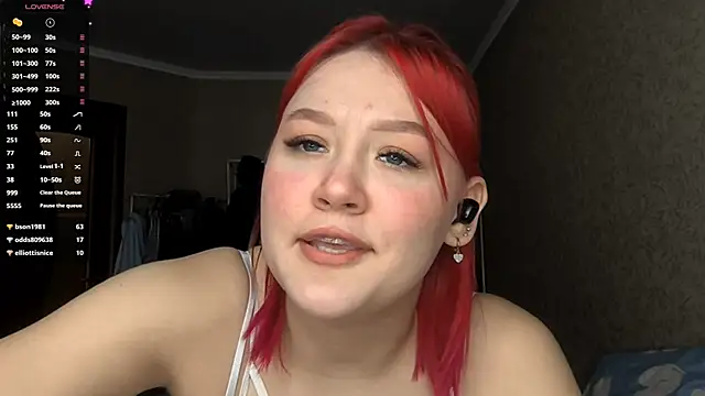 BigHeartMia online show from December 19, 3:52 pm