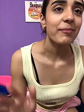 Max MyMelody online show from February 13, 9:55 pm