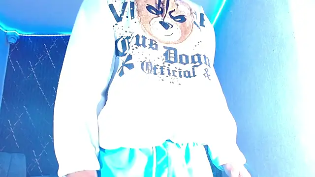 Yoim Williams online show from January 11, 10:04 pm