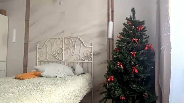 Snapshot of KitCerveny chatting on December 22, 9:17 am KitCerveny online show from December 22, 9:17 am