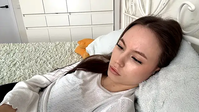 Snapshot of KitCerveny chatting on February 5, 9:36 am KitCerveny online show from February 5, 9:36 am